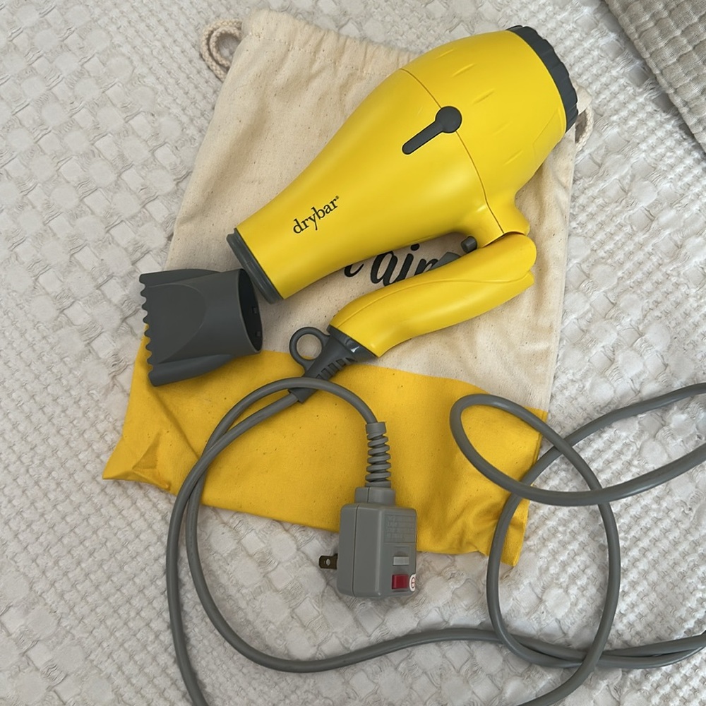 Drybar Baby Buttercup Travel Dryer - Picture 3 of 4
